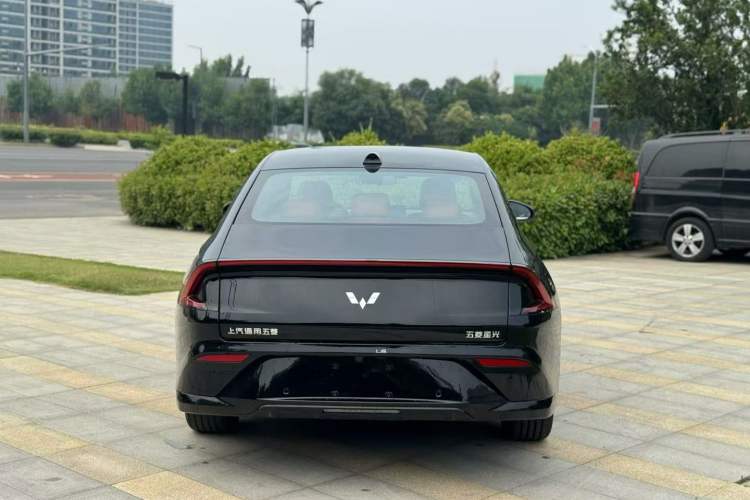Used Wuling Xingguang 2025 610 km Smart Flagship Version Exterior 5