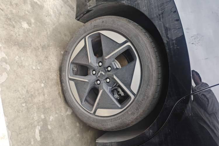 Used Wuling Xingguang 2025 610 km Smart Flagship Version Exterior 5
