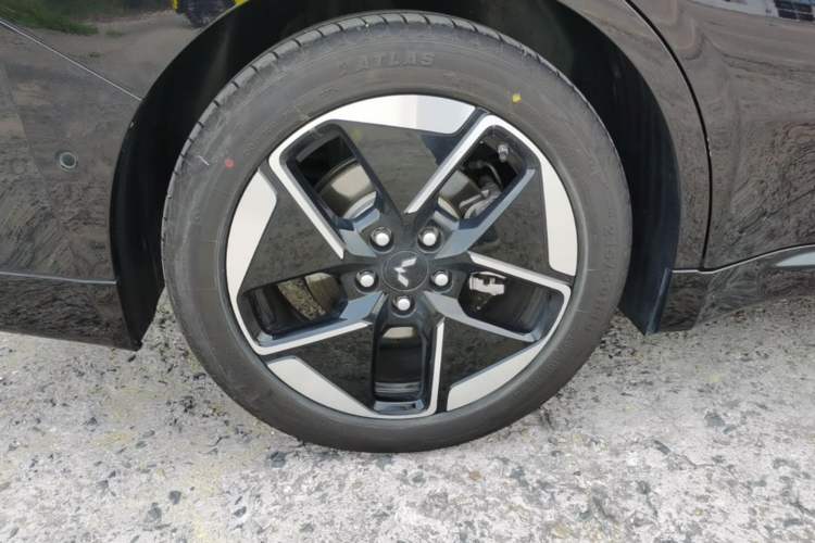 Used Wuling Xingguang 2025 610 km Smart Flagship Version Exterior 5