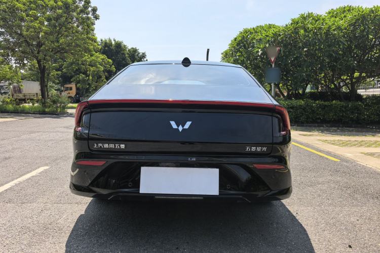 Used Wuling Xingguang 2025 610 km Smart Flagship Version Exterior 5