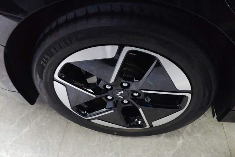 Used Wuling Xingguang 2025 610 km Smart Flagship Version Exterior 5