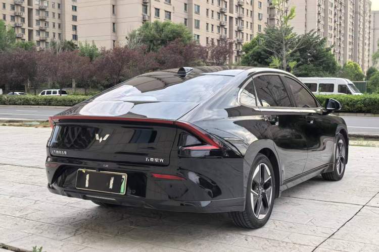 Used Wuling Xingguang 2025 610 km Smart Flagship Version Exterior 9