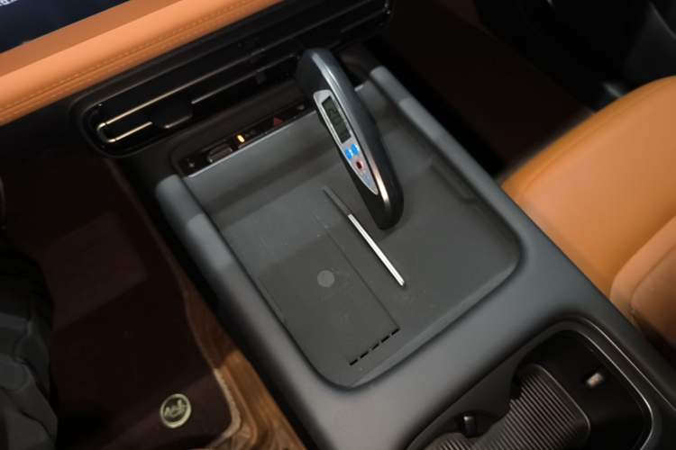 Used Wuling Xingguang 2025 610 km Smart Flagship Version Gear Lever