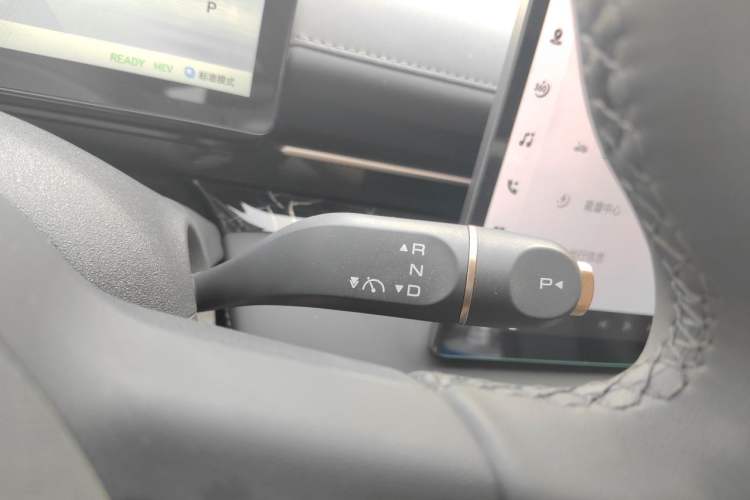 Used Wuling Xingguang 2025 150 km Smart Advanced Version Gear Lever