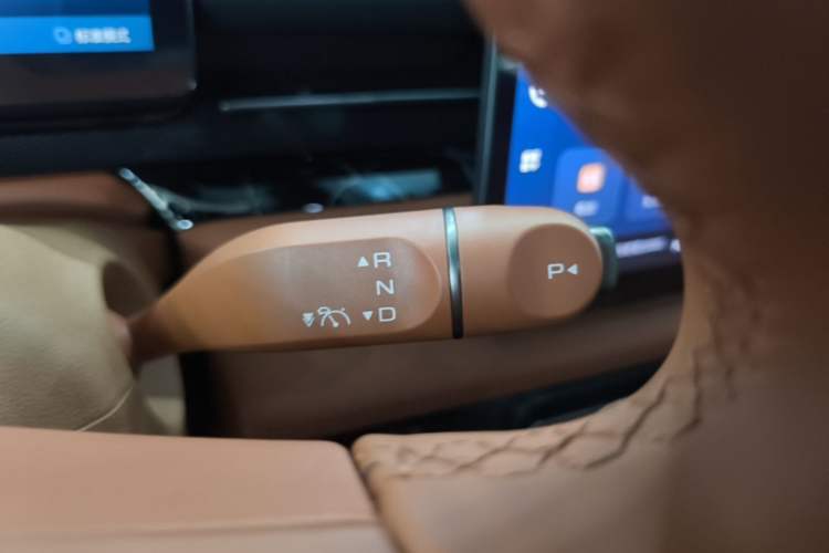Used Wuling Xingguang 2025 610 km Smart Flagship Version Gear Lever