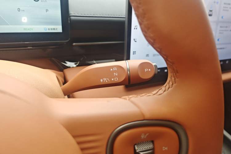 Used Wuling Xingguang 2025 610 km Smart Flagship Version Gear Lever