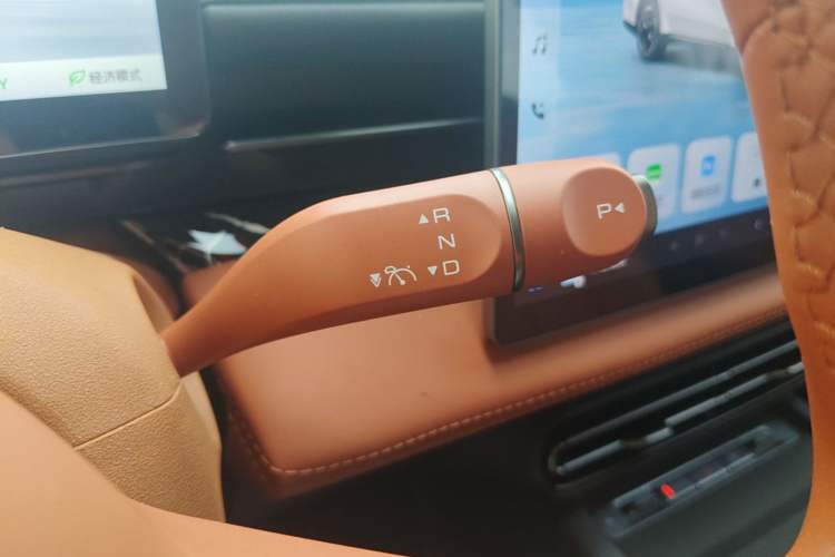 Used Wuling Xingguang 2025 610 km Smart Flagship Version Gear Lever