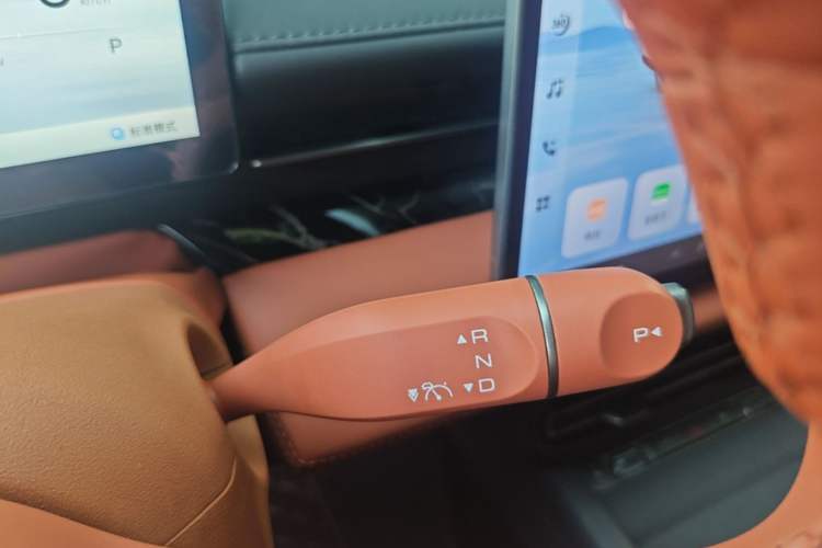Used Wuling Xingguang 2025 610 km Smart Flagship Version Gear Lever