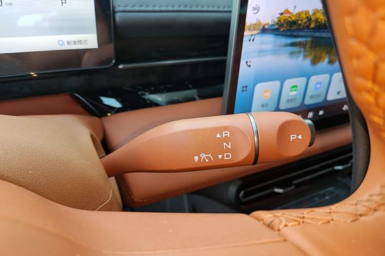 Used Wuling Xingguang 2025 610 km Smart Flagship Version Gear Lever