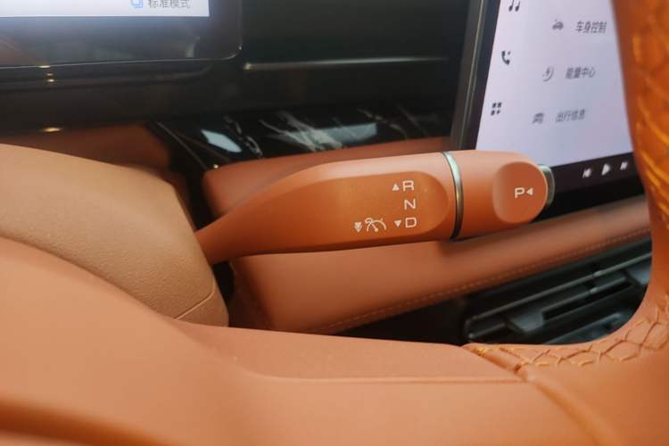 Used Wuling Xingguang 2025 610 km Smart Flagship Version Gear Lever