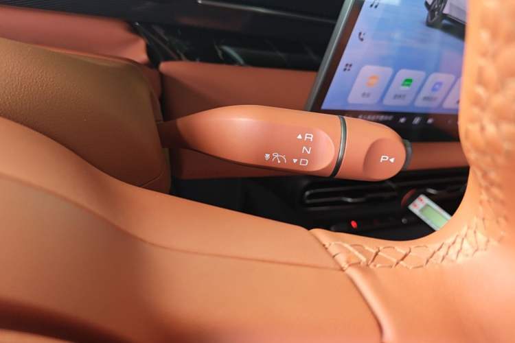 Used Wuling Xingguang 2025 610 km Smart Flagship Version Gear Lever