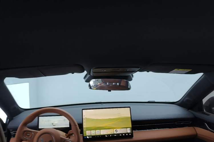 Used Wuling Xingguang 2025 610 km Smart Flagship Version Headliner