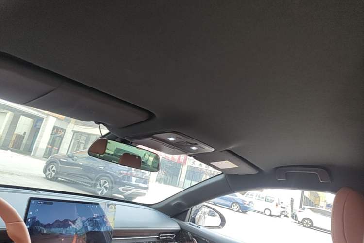 Used Wuling Xingguang 2025 610 km Smart Advanced Version Headliner