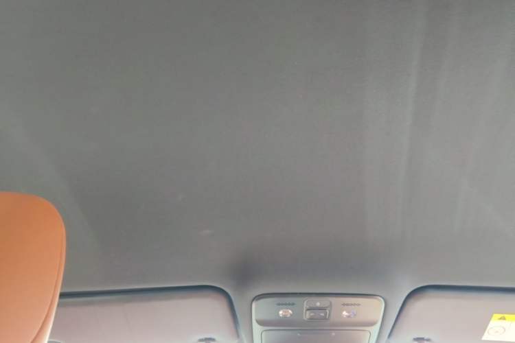 Used Wuling Xingguang 2025 610 km Smart Flagship Version Headliner