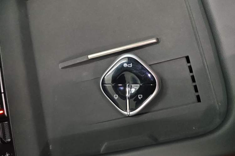 Used Wuling Xingguang 2025 610 km Smart Flagship Version Interior 1