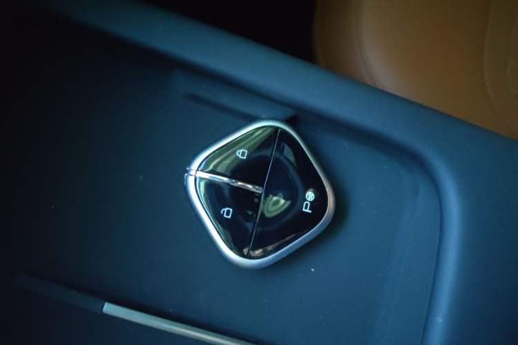 Used Wuling Xingguang 2025 610 km Smart Flagship Version Interior 1