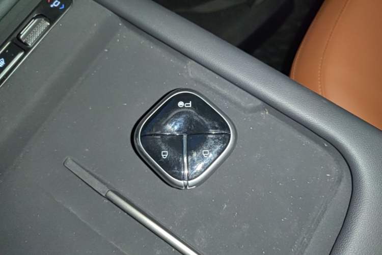 Used Wuling Xingguang 2025 610 km Smart Flagship Version Interior 1
