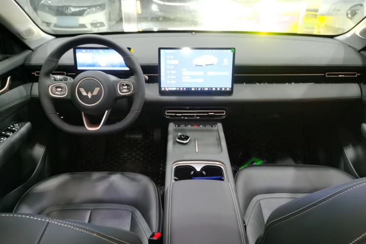 Used Wuling Xingguang 2025 70km Smart Standard Version Interior 2