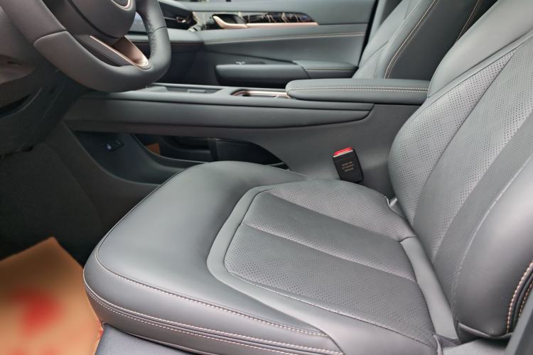 Used Wuling Xingguang 2025 150 km Smart Pilot Version Interior 3