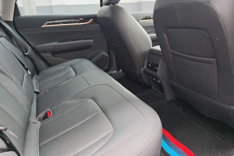 Used Wuling Xingguang 2025 150 km Smart Pilot Version Interior 6