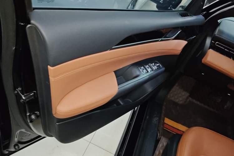 Used Wuling Xingguang 2025 610 km Smart Flagship Version Left Front Door Interior