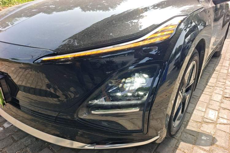 Used Wuling Xingguang 2025 610 km Smart Flagship Version Left Front Headlight