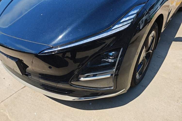 Used Wuling Xingguang 2025 610 km Smart Flagship Version Left Front Headlight