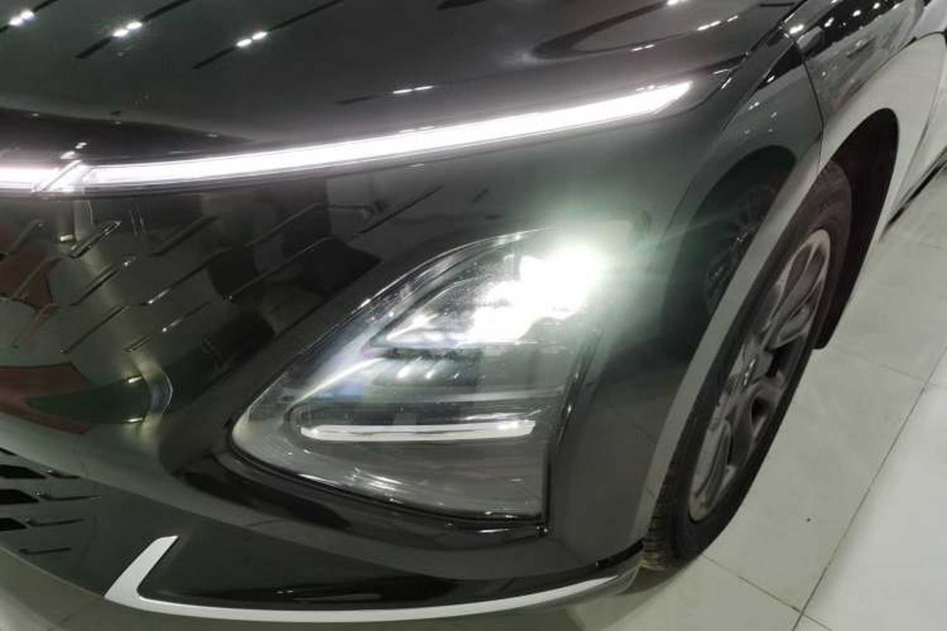 Used Wuling Xingguang 2025 70km Smart Standard Version Left Front Headlight