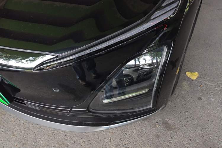 Used Wuling Xingguang 2025 610 km Smart Flagship Version Left Front Headlight
