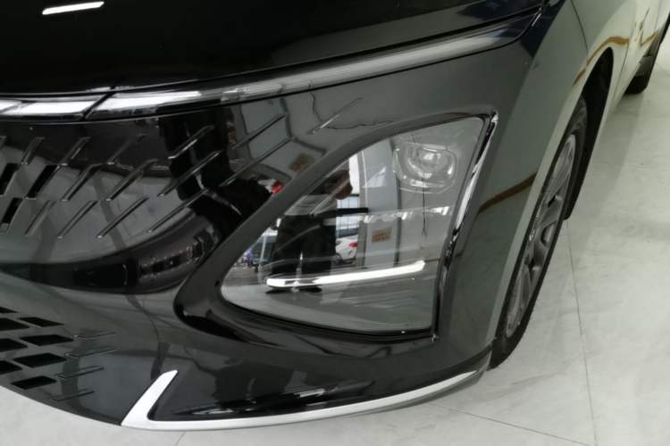 Used Wuling Xingguang 2025 70km Smart Standard Version Left Front Headlight