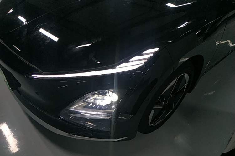 Used Wuling Xingguang 2025 610 km Smart Flagship Version Left Front Headlight