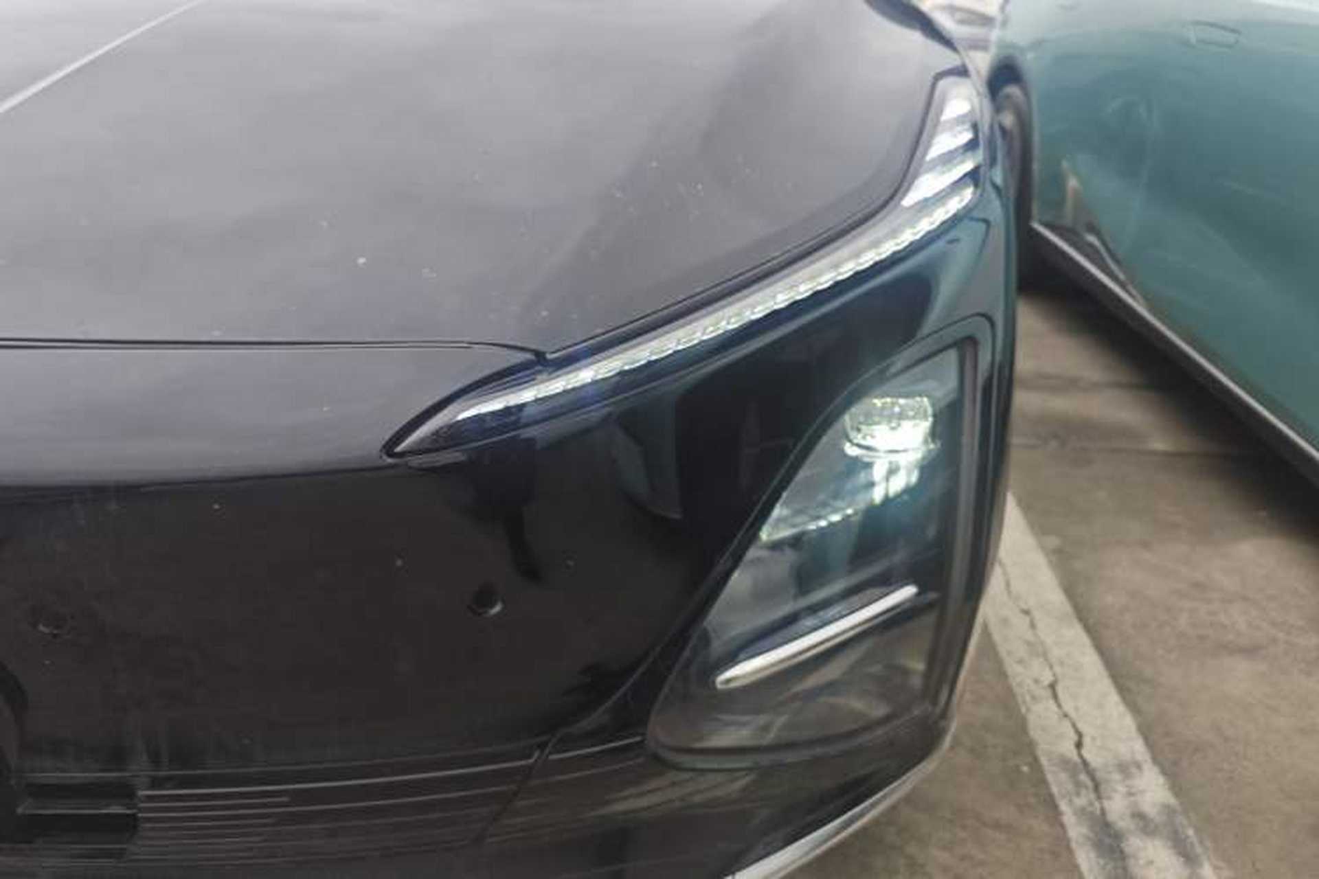 Used Wuling Xingguang 2025 610 km Smart Flagship Version Left Front Headlight