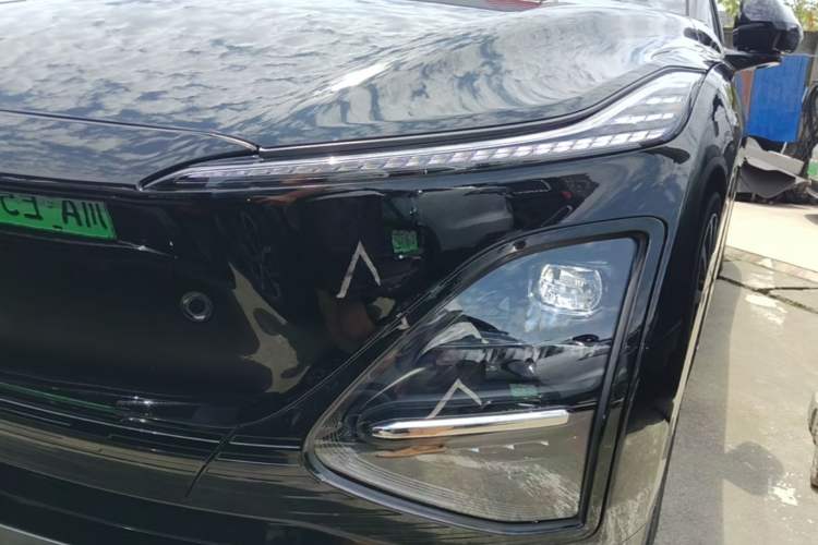 Used Wuling Xingguang 2025 610 km Smart Flagship Version Left Front Headlight