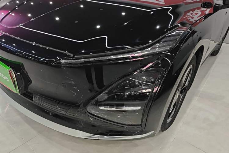 Used Wuling Xingguang 2025 610 km Smart Flagship Version Left Front Headlight