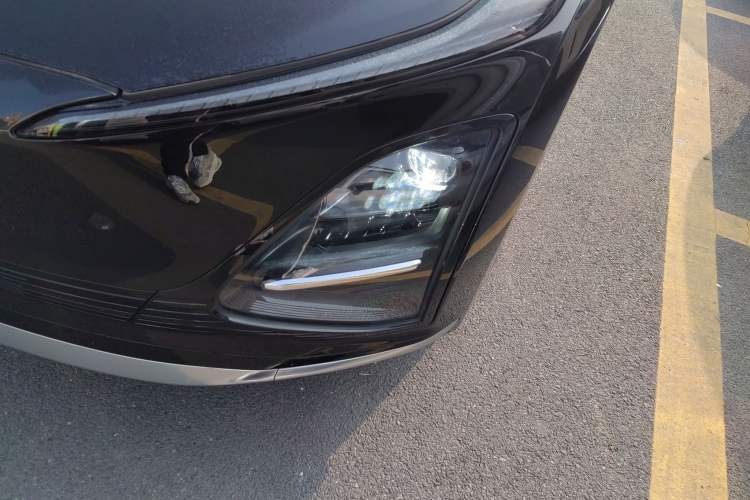 Used Wuling Xingguang 2025 610 km Smart Flagship Version Left Front Headlight