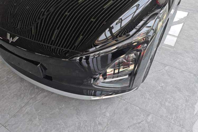 Used Wuling Xingguang 2025 610 km Smart Flagship Version Left Front Headlight