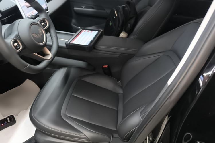 Used Wuling Xingguang 2025 70km Smart Standard Version Left Front Seat