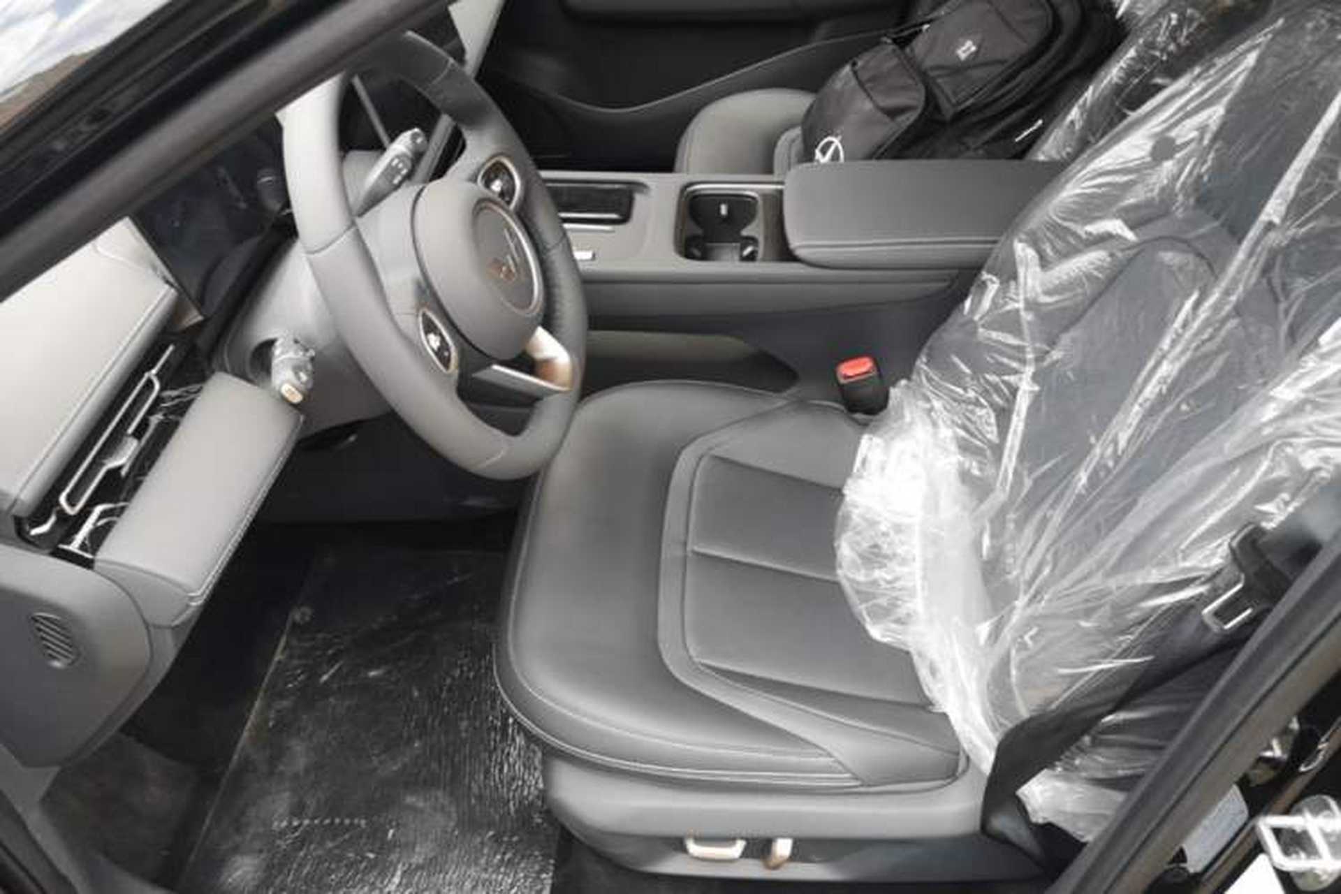 Used Wuling Xingguang 2025 70km Smart Standard Version Left Front Seat
