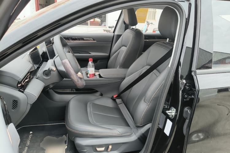 Used Wuling Xingguang 2025 70km Smart Standard Version Left Front Seat