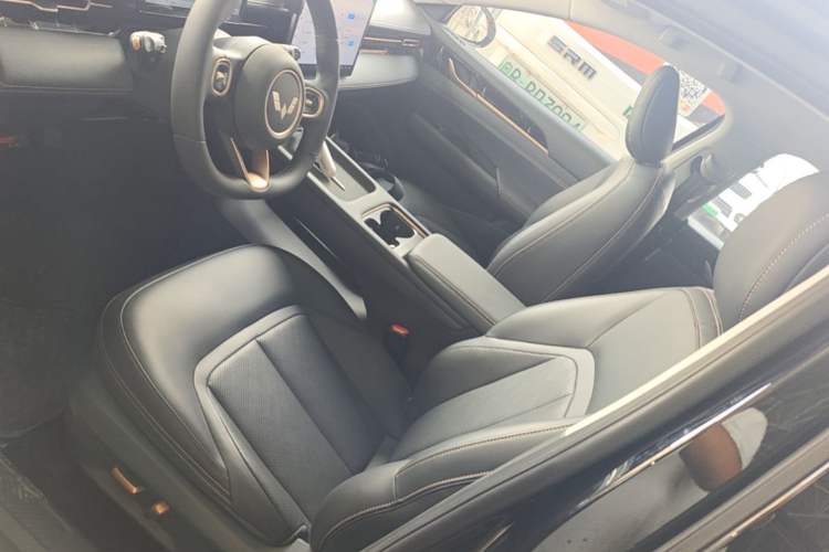 Used Wuling Xingguang 2025 70km Smart Standard Version Left Front Seat