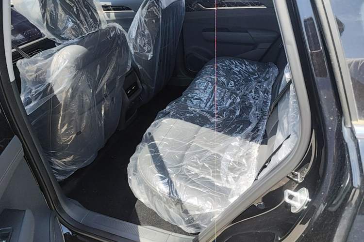 Used Wuling Xingguang 2025 510 km Advanced Smart Version Left Rear Seat