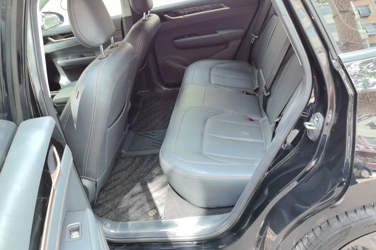 Used Wuling Xingguang 2025 70km Smart Standard Version Left Rear Seat