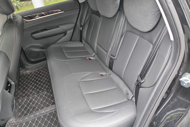 Used Wuling Xingguang 2025 150 km Smart Advanced Version Left Rear Seat