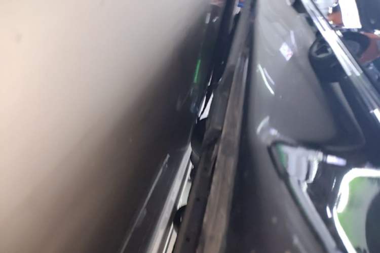 Used Wuling Xingguang 2025 610 km Smart Flagship Version Left Side Sill