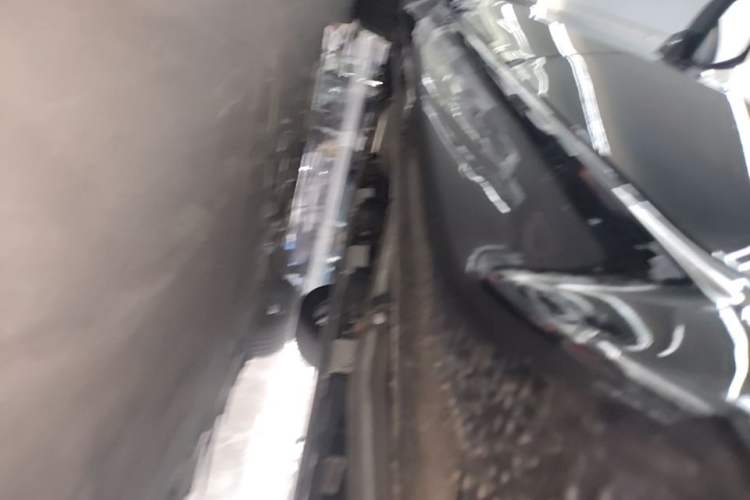 Used Wuling Xingguang 2025 70km Smart Standard Version Left Side Sill