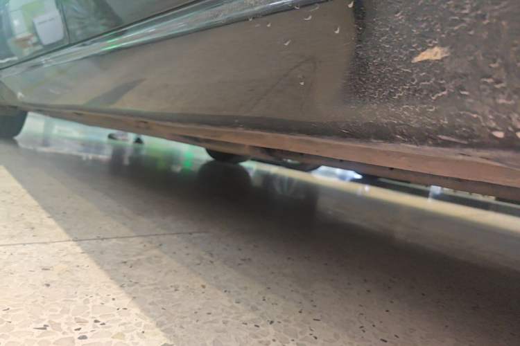 Used Wuling Xingguang 2025 610 km Smart Flagship Version Left Side Sill