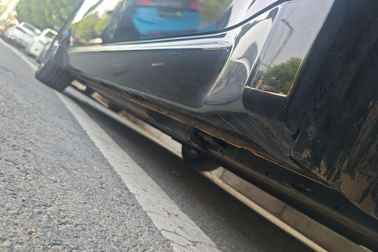 Used Wuling Xingguang 2025 610 km Smart Flagship Version Left Side Sill
