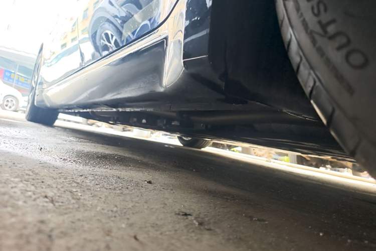 Used Wuling Xingguang 2025 70km Smart Standard Version Left Side Sill