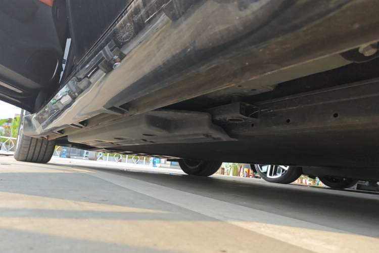 Used Wuling Xingguang 2025 610 km Smart Flagship Version Left Side Sill