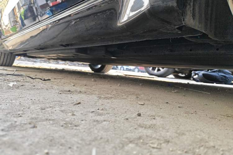 Used Wuling Xingguang 2025 610 km Smart Flagship Version Left Side Sill